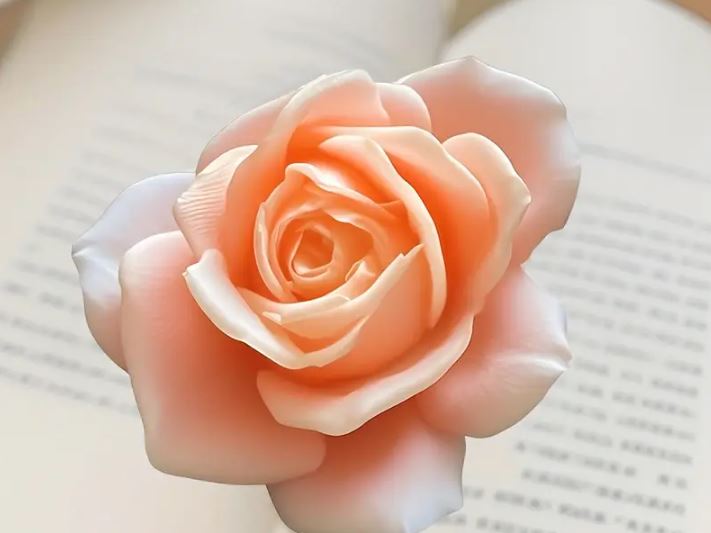 El Yapımı Gül Şeklinde Dekoratif Mum